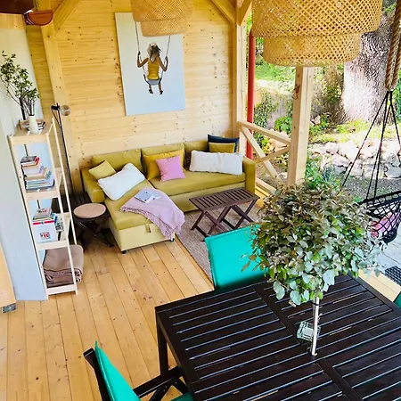 By The バラトンウドヴァリ