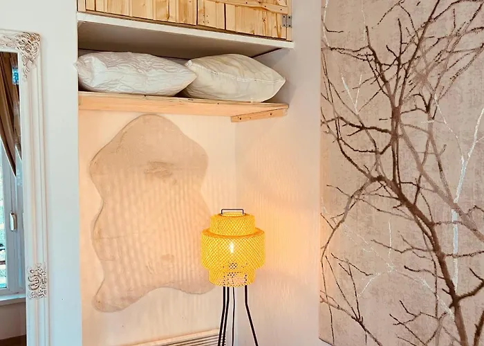 By The バラトンウドヴァリ