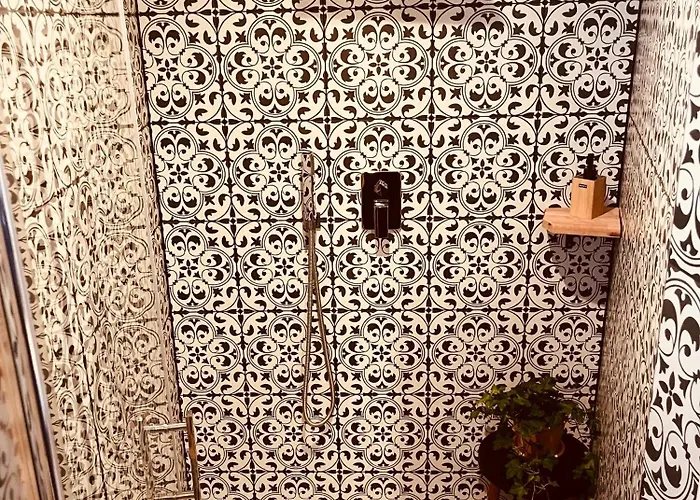 By The バラトンウドヴァリ