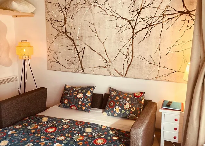 By The * バラトンウドヴァリ