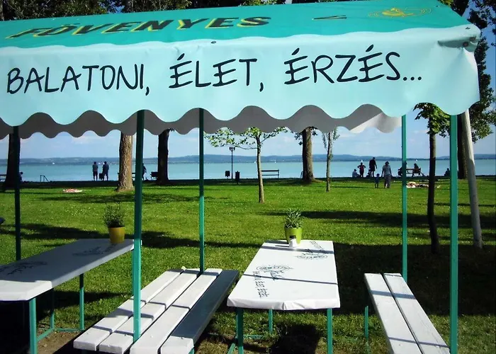 By The Appartement Balatonudvari