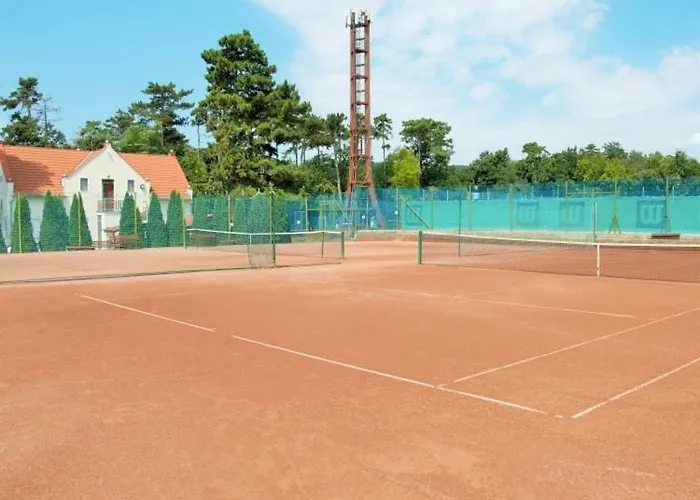 Appartement By The *